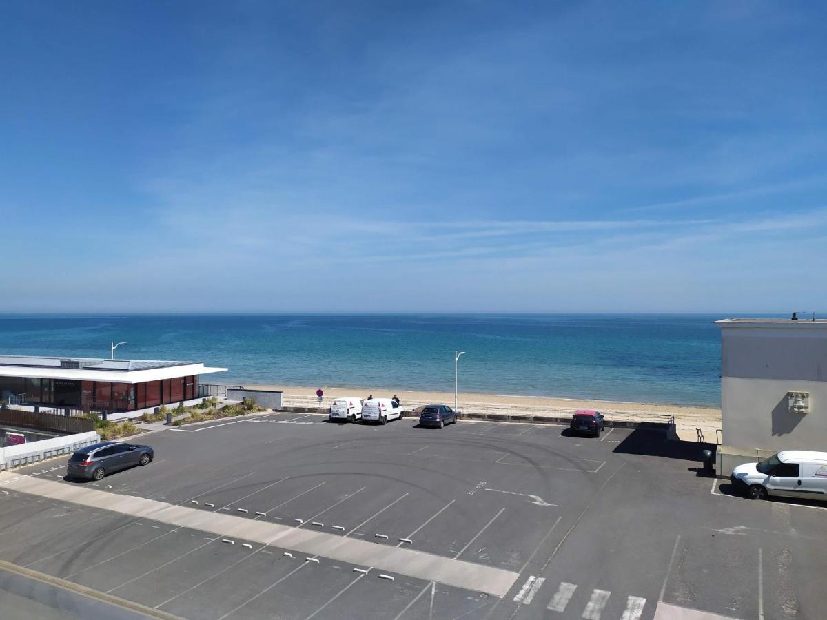 F2 - 30M2 Face A La Mer Luc-sur-Mer Habitación foto